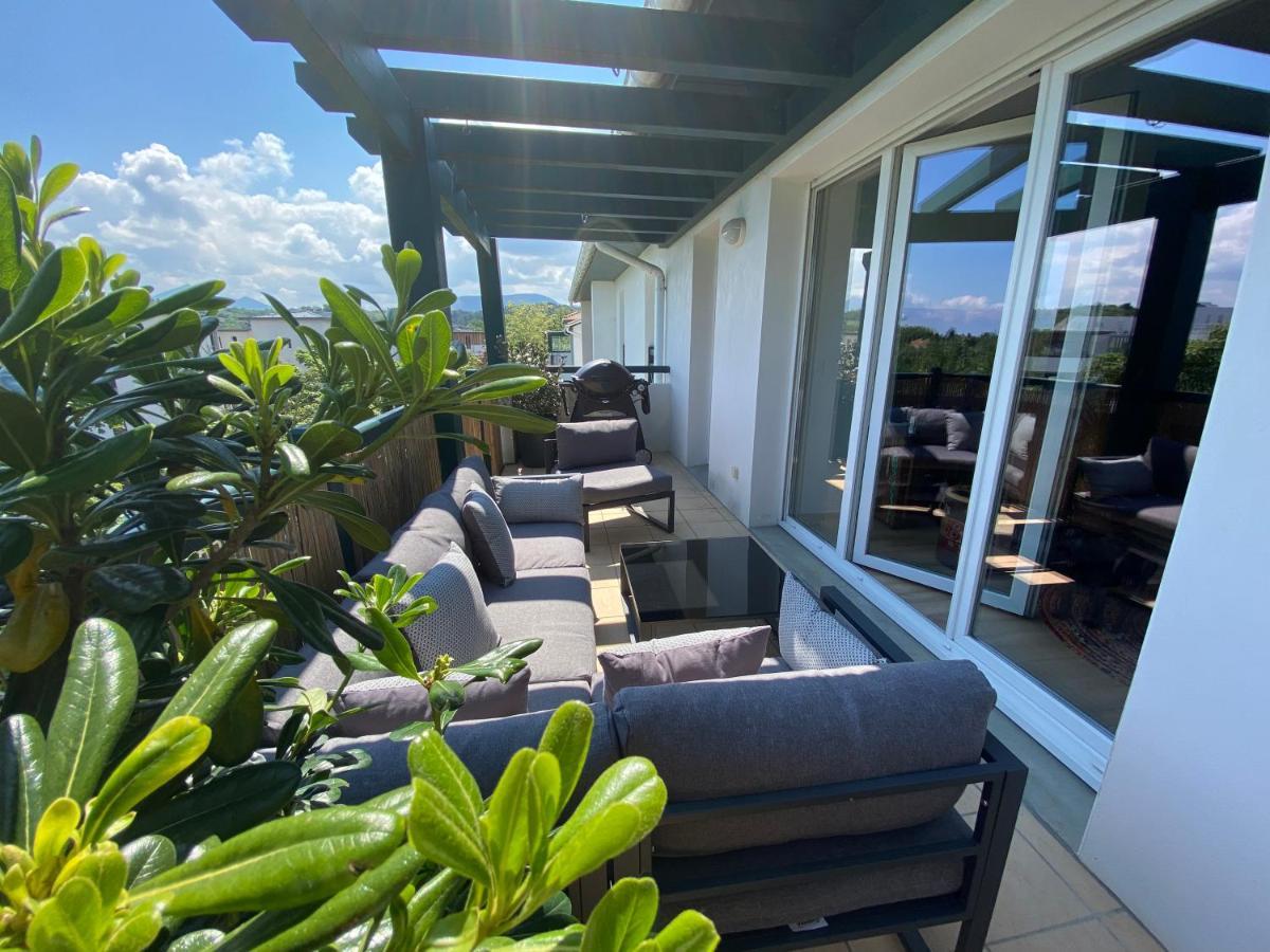 T4 Avec Terrasse Ideal En Famille Ou Entre Amis Hendaye Kültér fotó